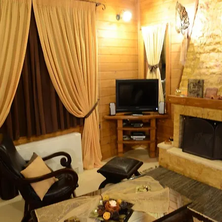 Feggarognemata * Ano Trikala