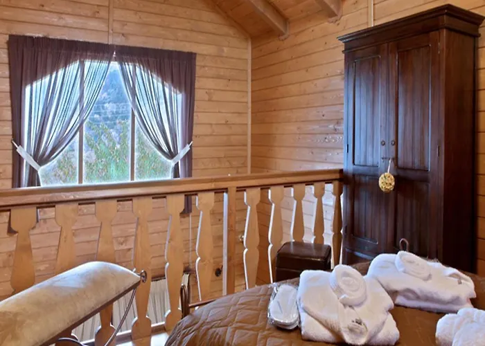 Feggarognemata 아노 트리칼라